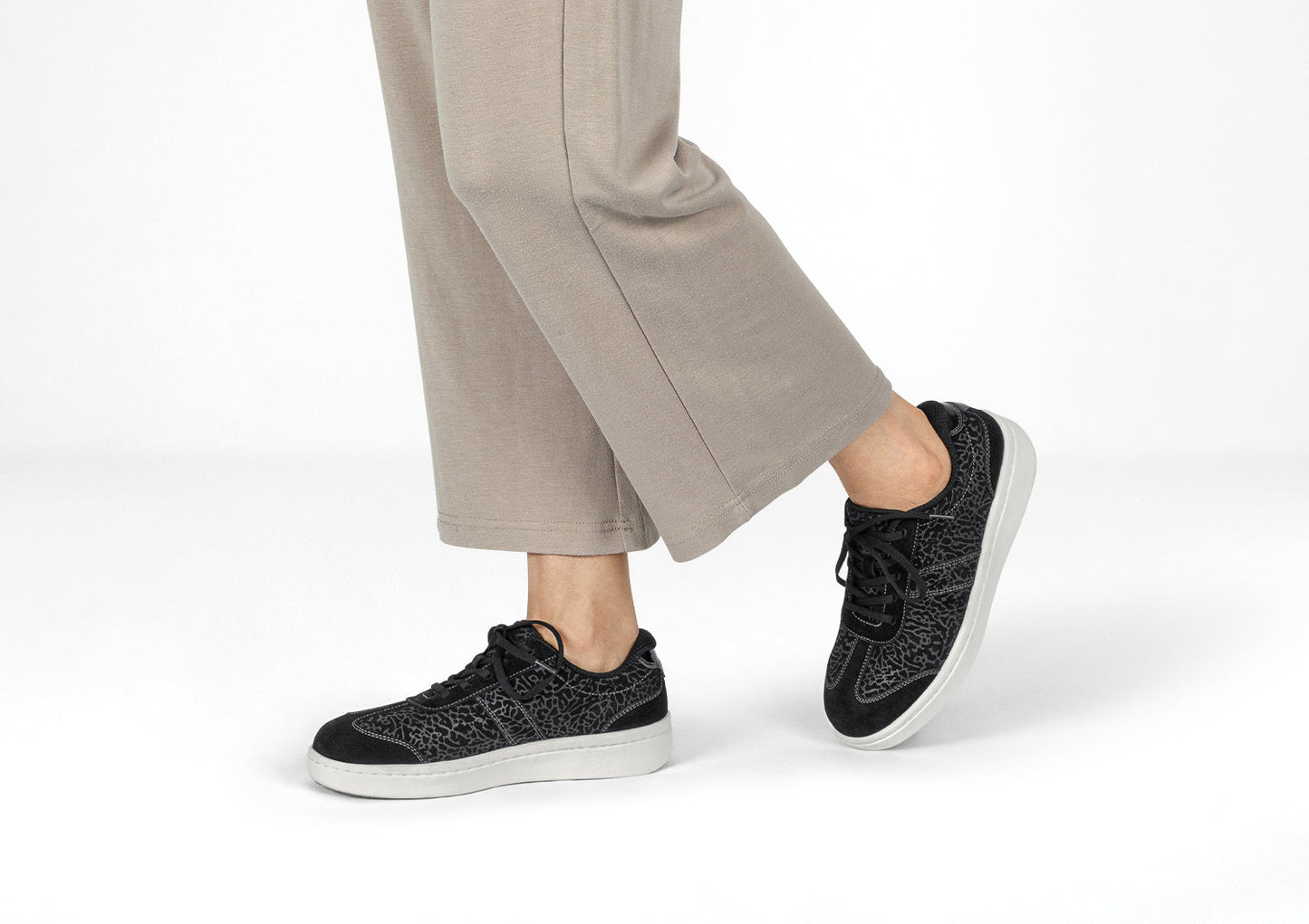 Oldenburg - Komfortable Orthopädische Sneaker