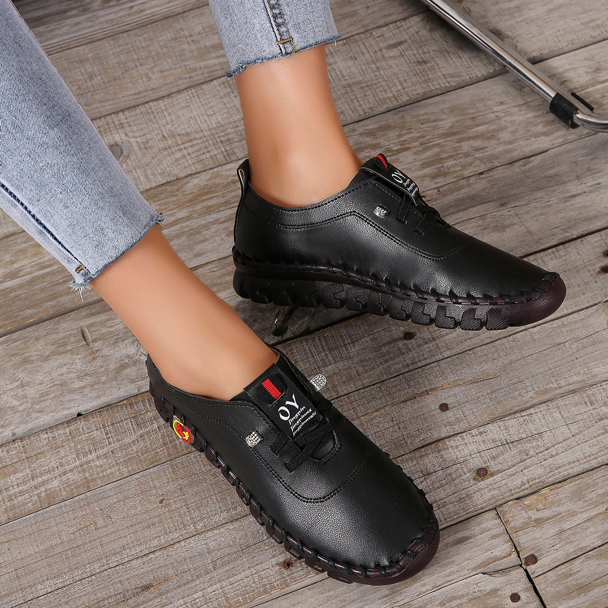 Wuppertal - Freizeitschuhe mit rutschfester Sohle