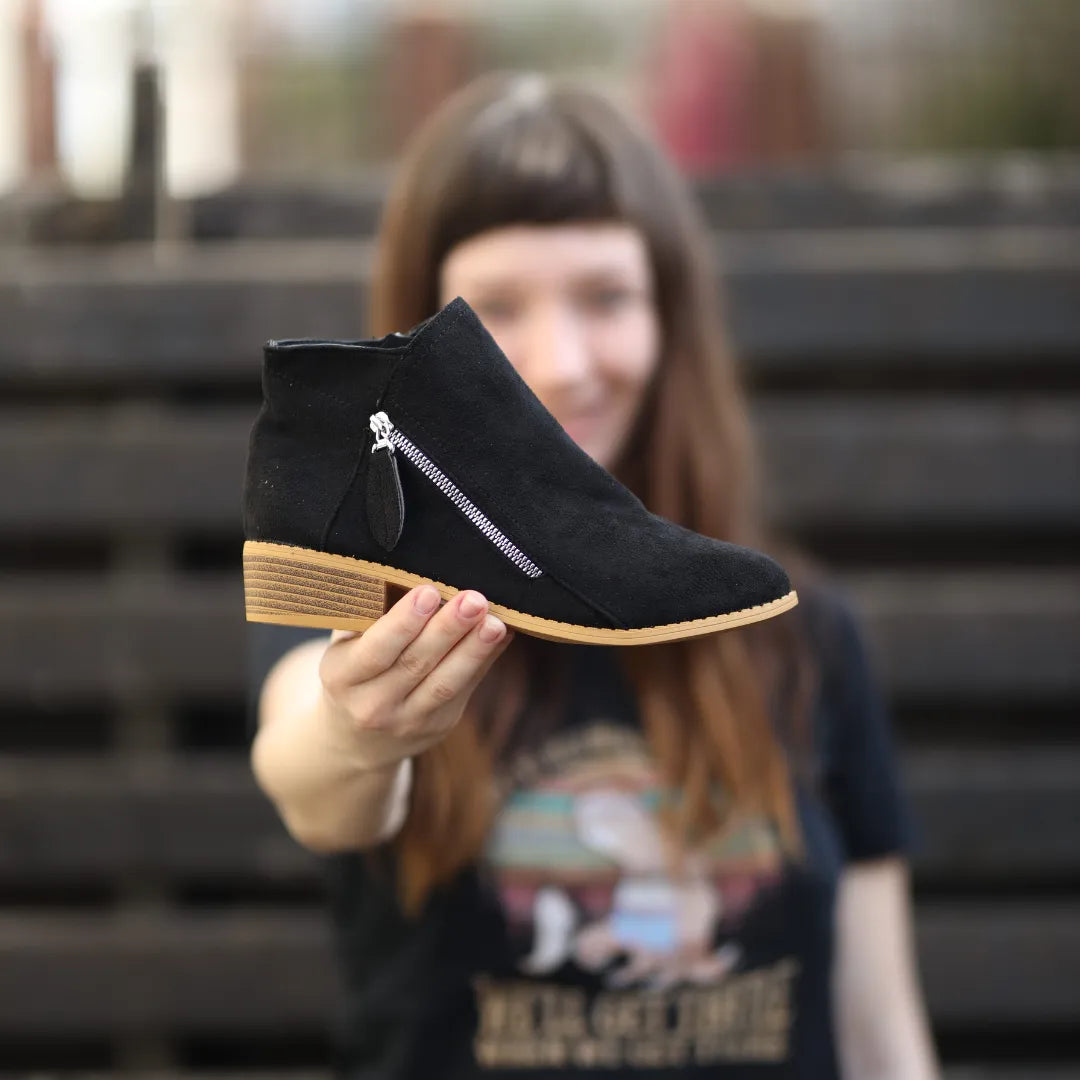 OrthoSchritt – Ergonomische Schmerzlinderungs-Stiefeletten mit ergonomischer Unterstützung