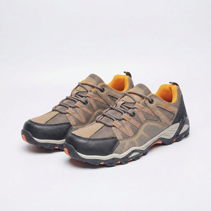 Geländeschritt - Trekking­schuhe