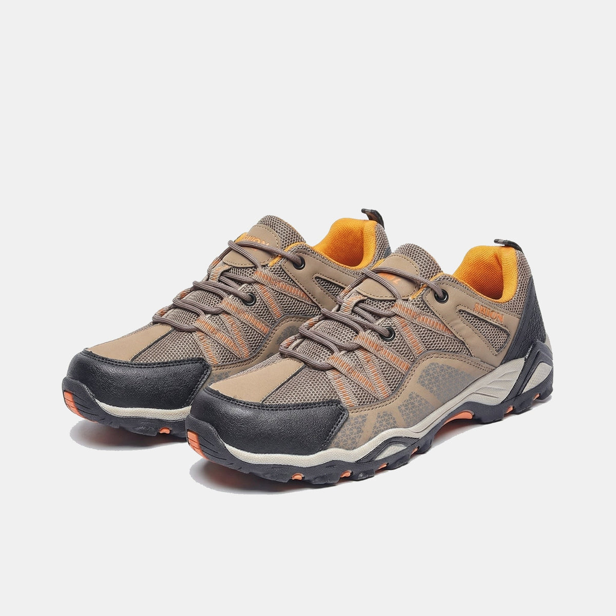 Geländeschritt - Trekking­schuhe